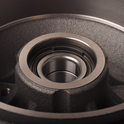 AL-KO Tambour de frein AL-KO aftermarket - 200x50 - 5x112 entraxe - inclus roulement compact - 605121/1366103