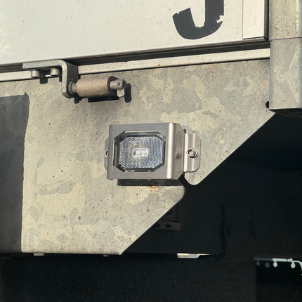 Cantonal Grille de Protection Aspöck Flexipoint - Compatible avec feux arrière Flexipoint - Inox - 130x64x27 mm