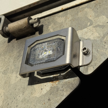 Cantonal Grille de Protection Aspöck Flexipoint - Compatible avec feux arrière Flexipoint - Inox - 130x64x27 mm