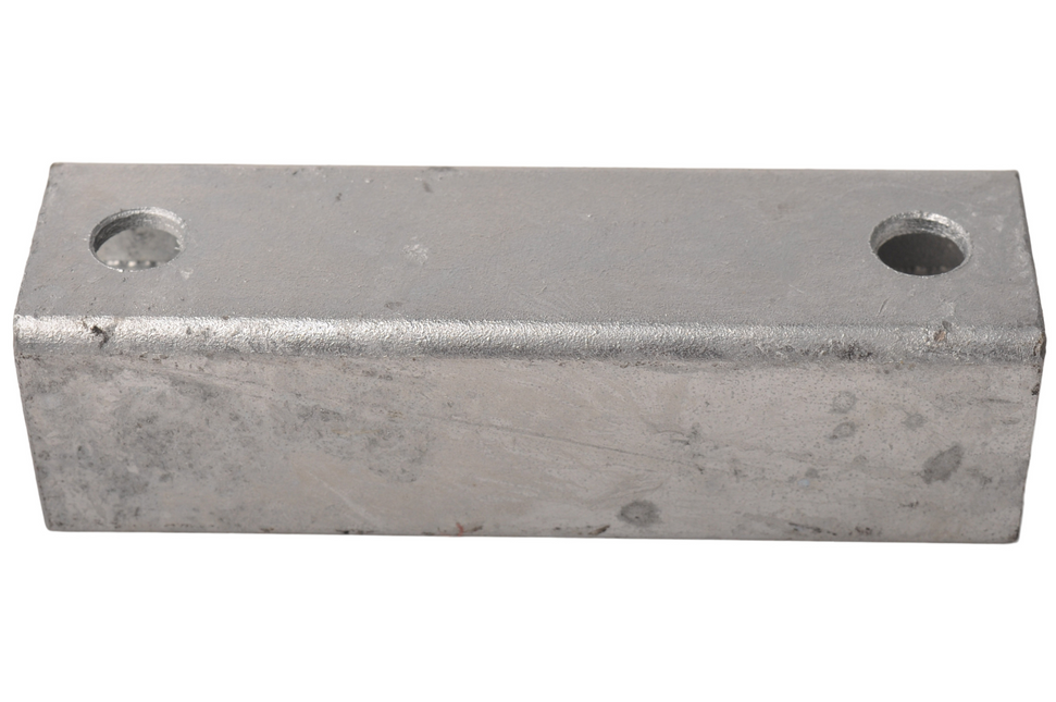 Cantonal Profil de douille 40x40x3 mm - M10 105 mm de diamètre - 130 mm de long