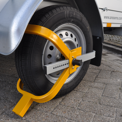 Cantonal Serrages de roue avec serrures universelles de 13" à 15".