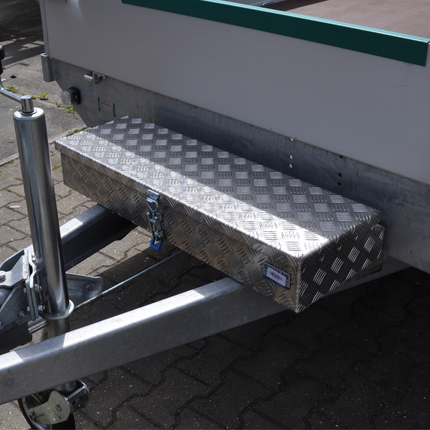 De Haan De Haan Box HM - 900x320x150 mm - boîte à timon en tôle striée en aluminium, étanche à l'eau et à la poussière - avec grenouillère remorque