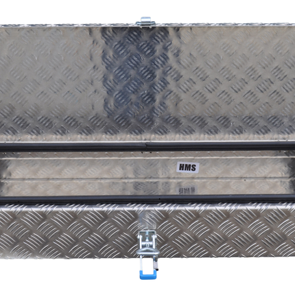De Haan De Haan Box HM - 900x320x150 mm - boîte à timon en tôle striée en aluminium, étanche à l'eau et à la poussière - avec grenouillère remorque