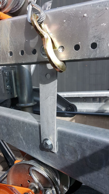 Eduard Barre de liaison pour support de treuil - timon 230x40 mm