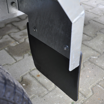 Humbaur Plastique Bavette garde boue 240x230 mm