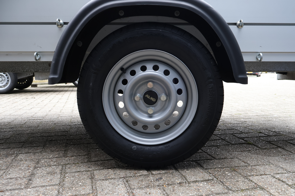 Kargotrail Roue complète de remorque - 155R13 - entraxe : 4x100 - capacité de charge : 500 kg - diamètre du moyeu : 57 mm