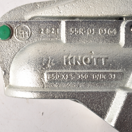 Knott Knott AV50 - rond 60 mm - 3500 kg - Boîtier d'attelage freinée avec serrures intégrées