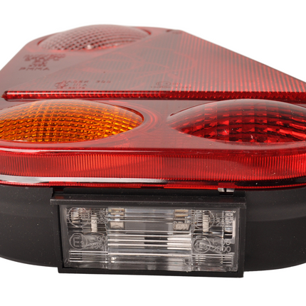 Radex Radex 2900 droit 180x240x60 mm - montage vertical - équipé d'une prise de raccordement à 5 pôles