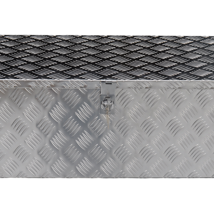 Remorqueshop Coffre de timon en tôle aluminium antidérapante 840x400x310 mm – avec fermeture papillon
