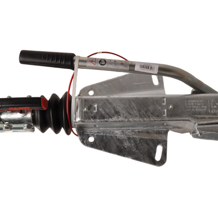 AL-KO AL-KO Frein à inertie pour remorque - 161S - capacité max : 1600 kg - connexion au timon en V - y compris la console pout roue jockey