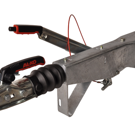 AL-KO Frein à inertie pour remorque 161S (1600kg) carré 100 mm - y compris le support de la roue jockey