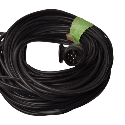 Aspock Faisceau de câble Aspöck - longueur 8,4 mètres - 13 broches - avec prises 8 broches- feux de gabarit prémontés inclus - Plug&Play