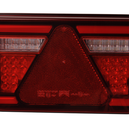 Aspock Feu arrière de remorque - Aspöck MultiLED 4 - gauche - 241x141x71 mm - entièrement LED - connecteur 8 broches baïonnette