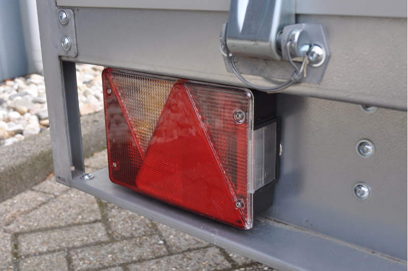 Aspock Feu arrière de remorque - Aspöck Multipoint 4 - gauche - connecteur 5 broches baïonnette