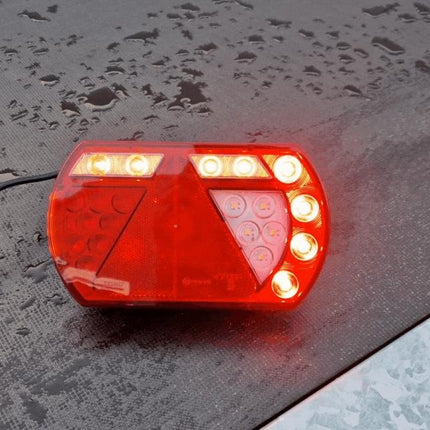 Aspock Feu arrière de remorque - Lucidity LED - droite - 236x140x52 mm - connecteur Aspöck - avec résistance intégrée
