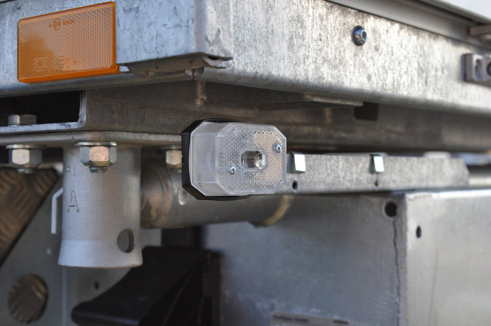 Aspock Feu de gabarit blanche Aspock Flexipoint avec connecteur DC direct