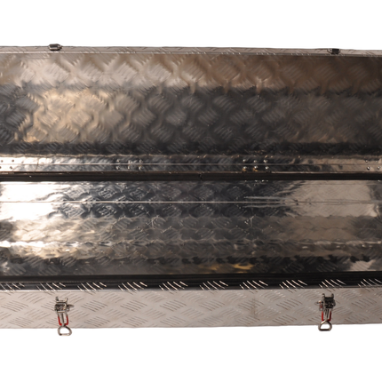 Cantonal Boîte à timon en aluminium 1200x380x195 mm - 2,5 mm Épaisseur de paroi - idéal pour les remorques plateau et les transporteurs de voitures - étanche et résistant à la poussière - avec fermeture à sangle