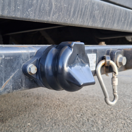 Cantonal Cache-prise (universel)