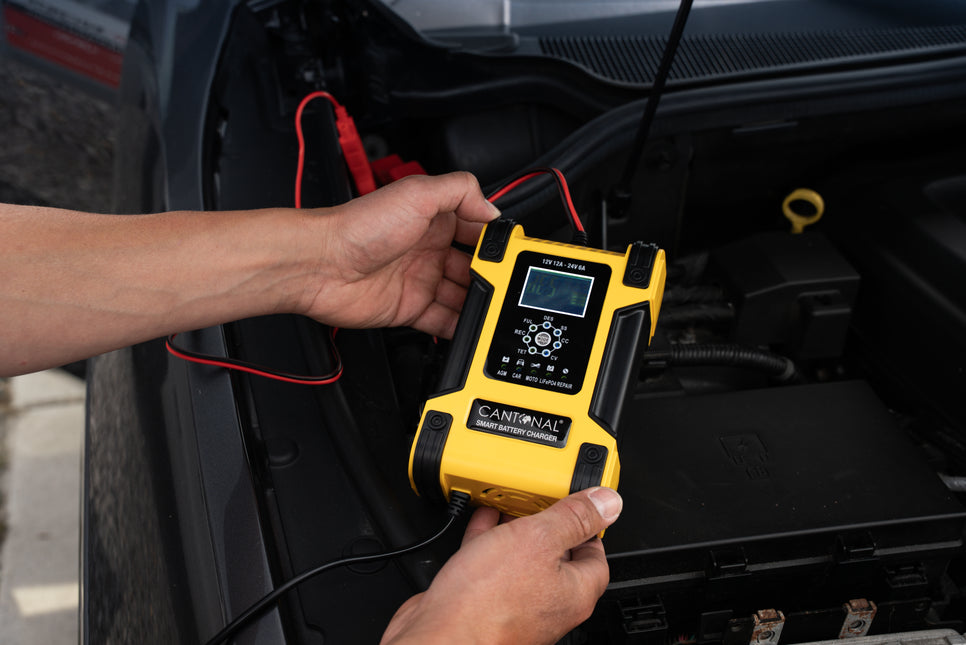 Cantonal Chargeur de batterie intelligent 12V/24V – 12A/6A – 7 phases de charge