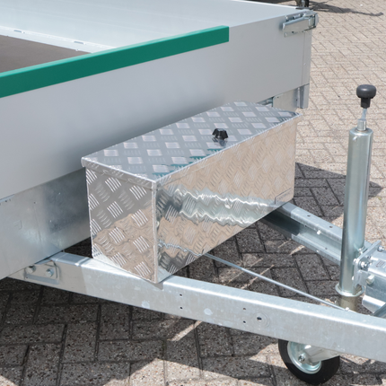Cantonal Coffre de timon en aluminium strié 700x240x300 mm
