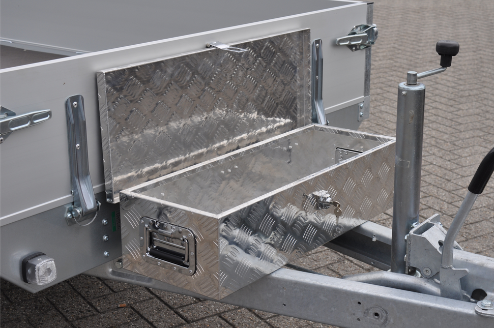 Cantonal Coffre de timon en tôle aluminium antidérapante 800x300x190 mm – fermeture papillon