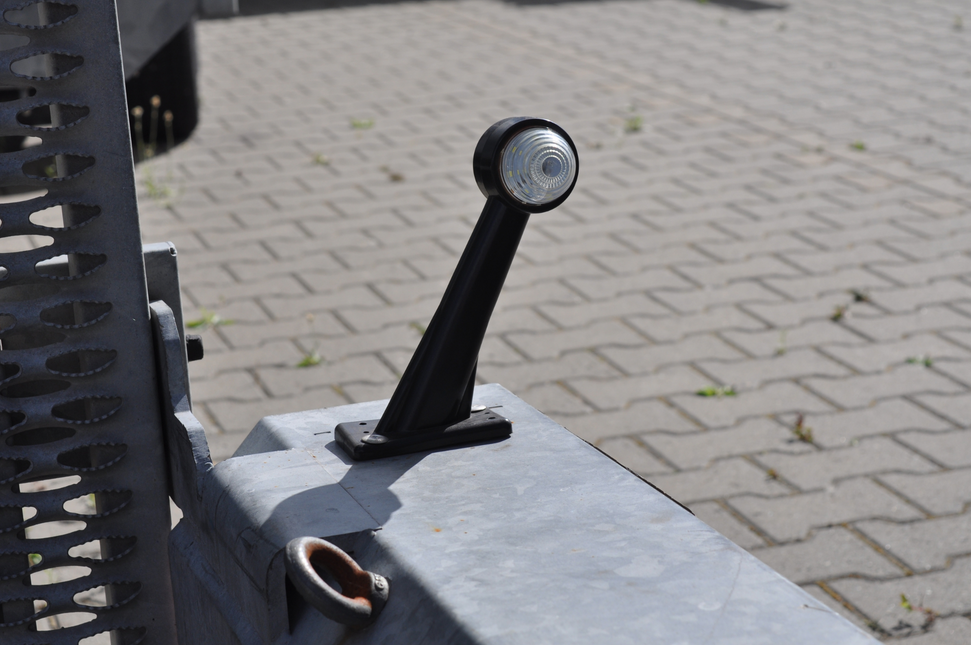 Cantonal Feu de gabarit rouge/blanc lumière de 19 cm de long en angle oblique - 2 pièces - gauche et droite