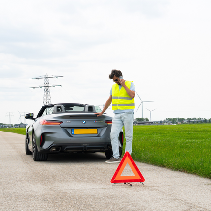 Cantonal Kit sécurité routière – avec gilets de sécurité et triangle de signalisation