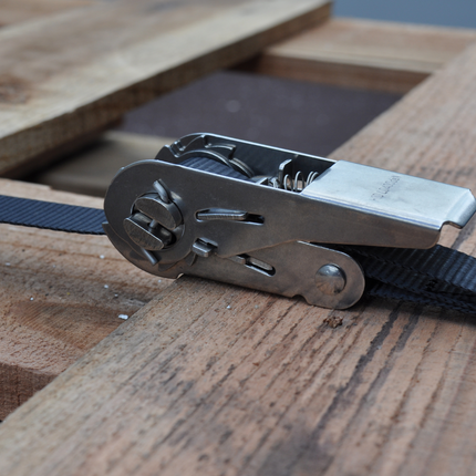 Cantonal Lot de 2 sangles d'arrimage - 570x2,5 cm - noir - charge de rupture 400 kg - avec crochet inox et cliquet