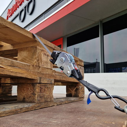 Cantonal Lot de 2 sangles d'arrimage automatique - 180x2,5 cm - charge de rupture 600 kg - avec crochets en S et clips de sécurité