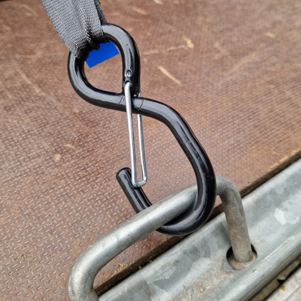 Cantonal Lot de 2 sangles d'arrimage automatique - 180x2,5 cm - charge de rupture 600 kg - avec crochets en S et clips de sécurité