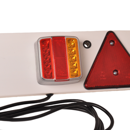 Cantonal Rampe de signalisation LED pour remorque ou remorque de bateau - 122 cm - 8 mètres - 13 broches
