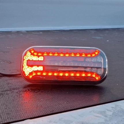 Fristom Feu arrière de remorque - Fristom FT-230 LED - gauche - 215x95x38 mm - avec clignotant dynamique - avec feu de brouillard