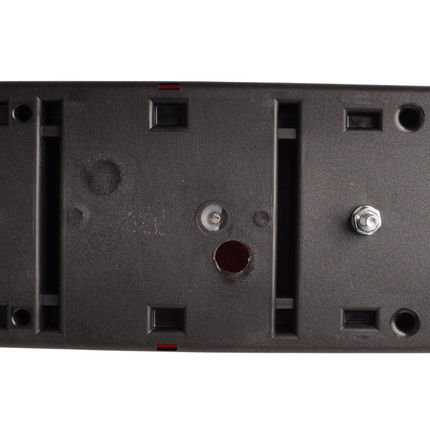 Hella Feu arrière de remorque - Hella - 4 chambres - droite - 246x108x66 mm - raccordement par cosse plate - avec feu de recul