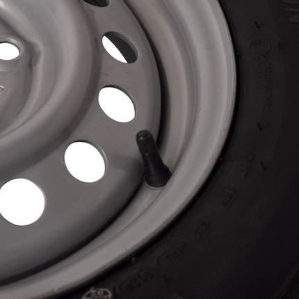 Kenda Roue complète 135R13 pneu + jante – Entraxe 4x100 – Capacité de charge 335 kg – Diamètre du moyeu 57 mm