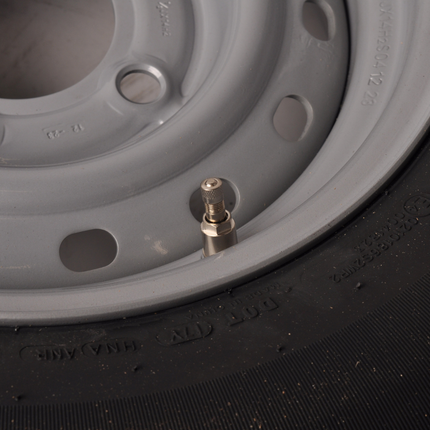Kenda Roue complète 195R14C pneu + jante – Entraxe Mercedes 5x112 – Capacité de charge 950 kg – Diamètre du moyeu 67 mm