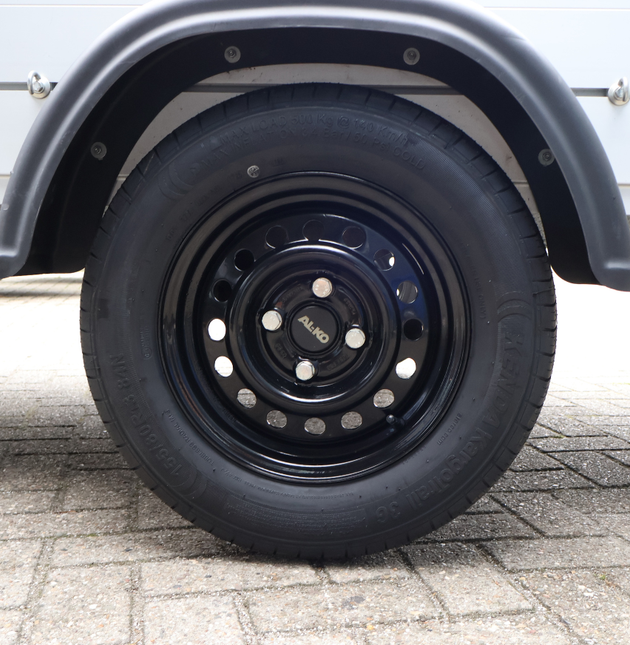Kenda Roue complète de remorque - 155/80R13 - jante noir - entraxe : 4x100 - capacité de charge : 500 kg - diamètre du moyeu : 57 mm