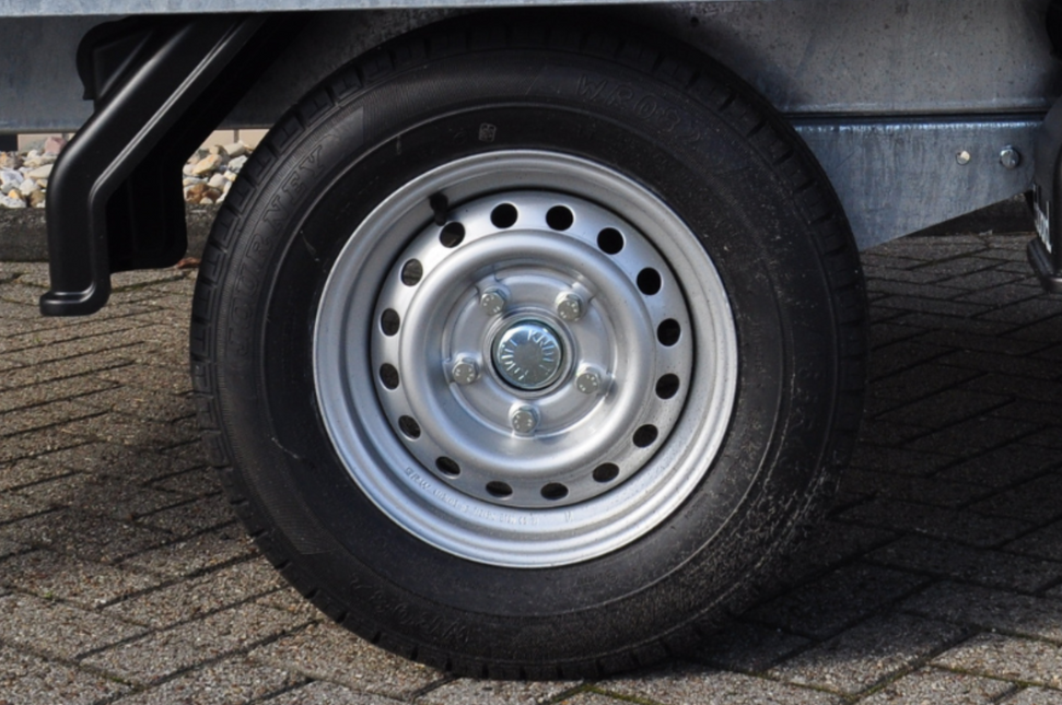 Kenda Roue complète de remorque - 165/80R13C - entraxe : 5x112 - capacité de charge : 710kg - diamètre du moyeu : 67 mm