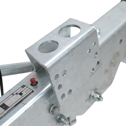 Knott Knott Frein à inertie pour remorque - KRV 13-C GF - capacité max : 1400 kg - carré 60 & 70 mm - y compris la console pour roue jockey