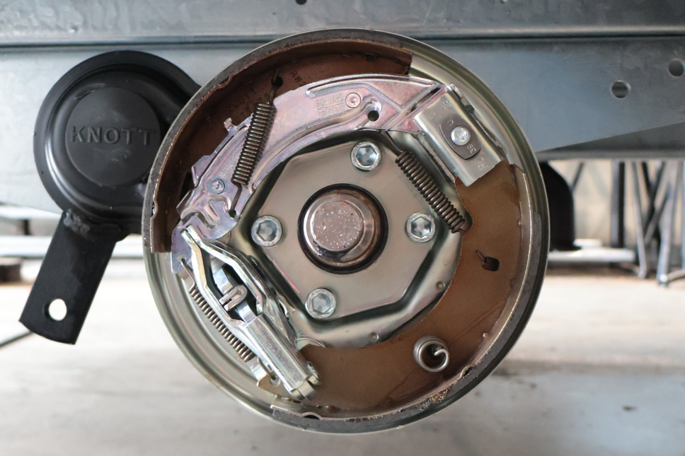 Knott Machoires de frein d'origine Knott - 200x50 - Type de frein 20-2425/1