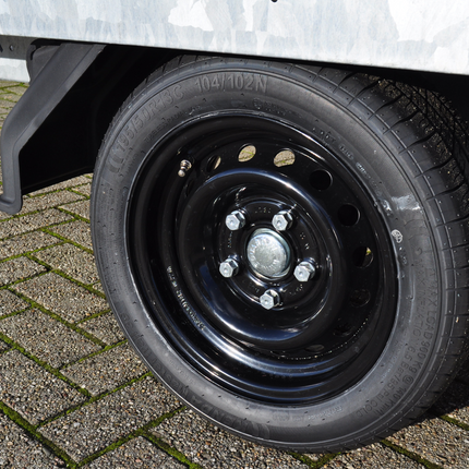 Remorqueshop Roue complète 195/50 R13C avec jante noir (cercle de trous 5x112) 900 kg diamètre du moyeu: 67 mm